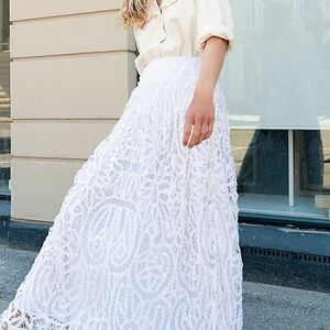 Free People Stevie’s White Lace A-Line Maxi Skirt Small